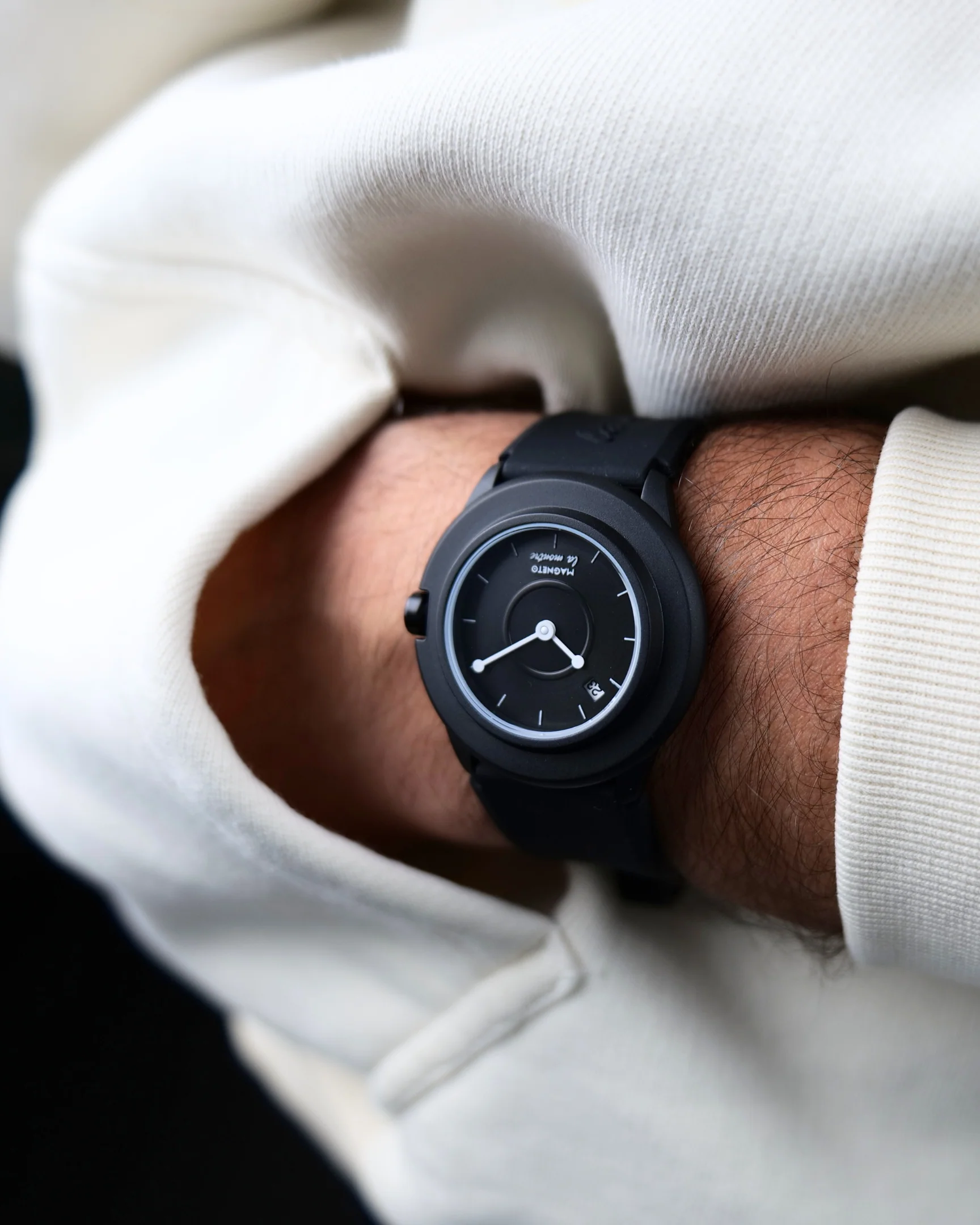 La Montre Black - Image 9
