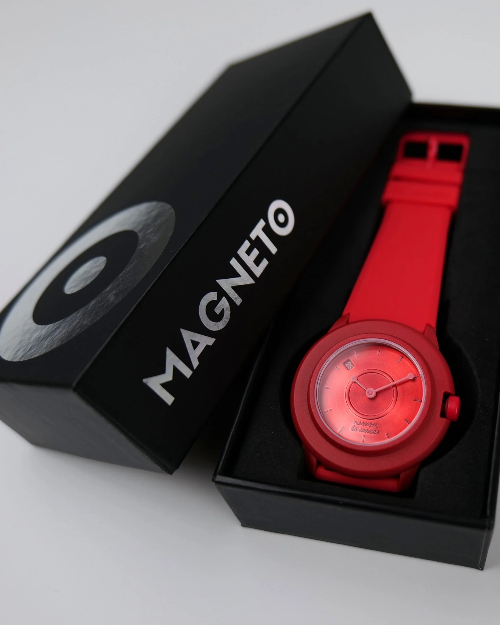 La Montre Red - Image 10