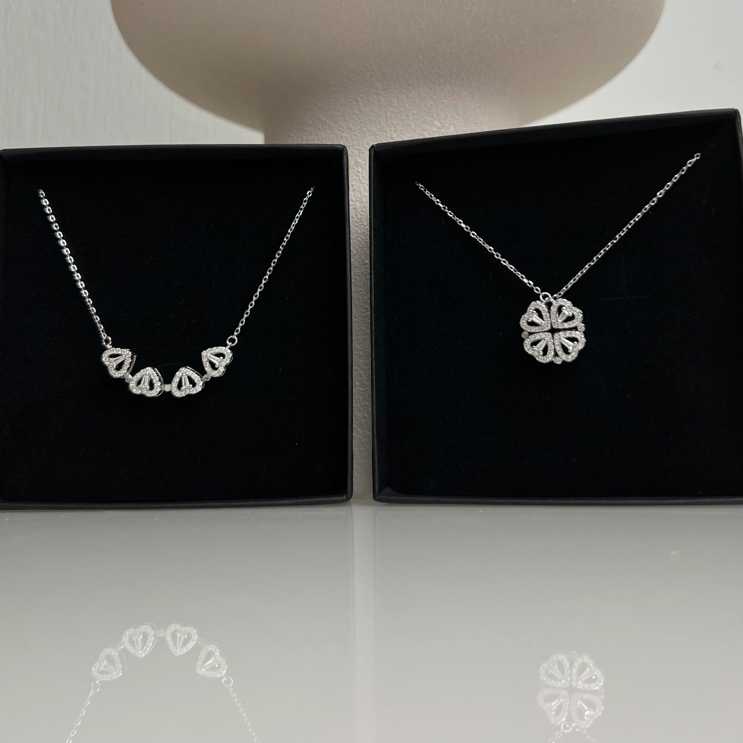 Necklace with clover & heart pendant - Image 6